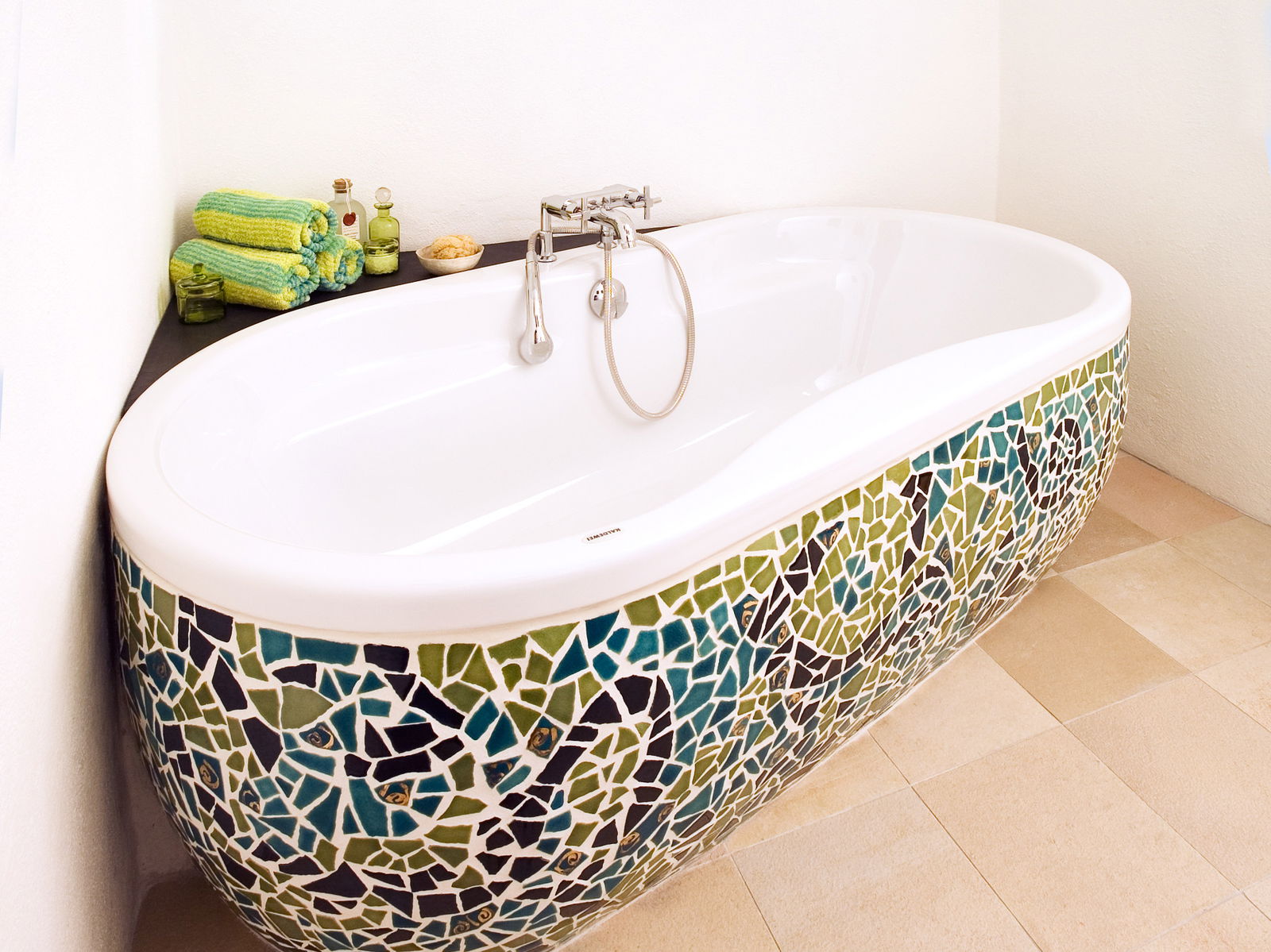 architekturkeramikeichelber, architekturkeramik, höhrgrenzhausen, grenzhausen, keramik, badewanne, kannenbäckerland, naturkulturkeramik, westerwald, keramik, keramikwerkstätten