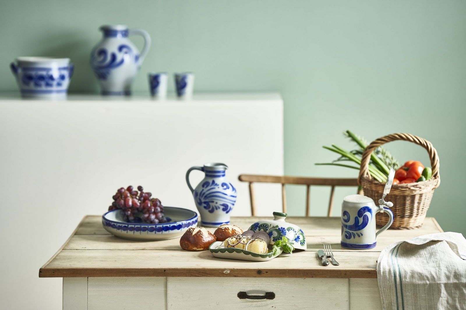 Steinzeug, Salzglasur, Bembel, frankfurterbembel, keramikstadt, h&ouml;hrgrenzhausen, blaugraukeramik, blaugrau