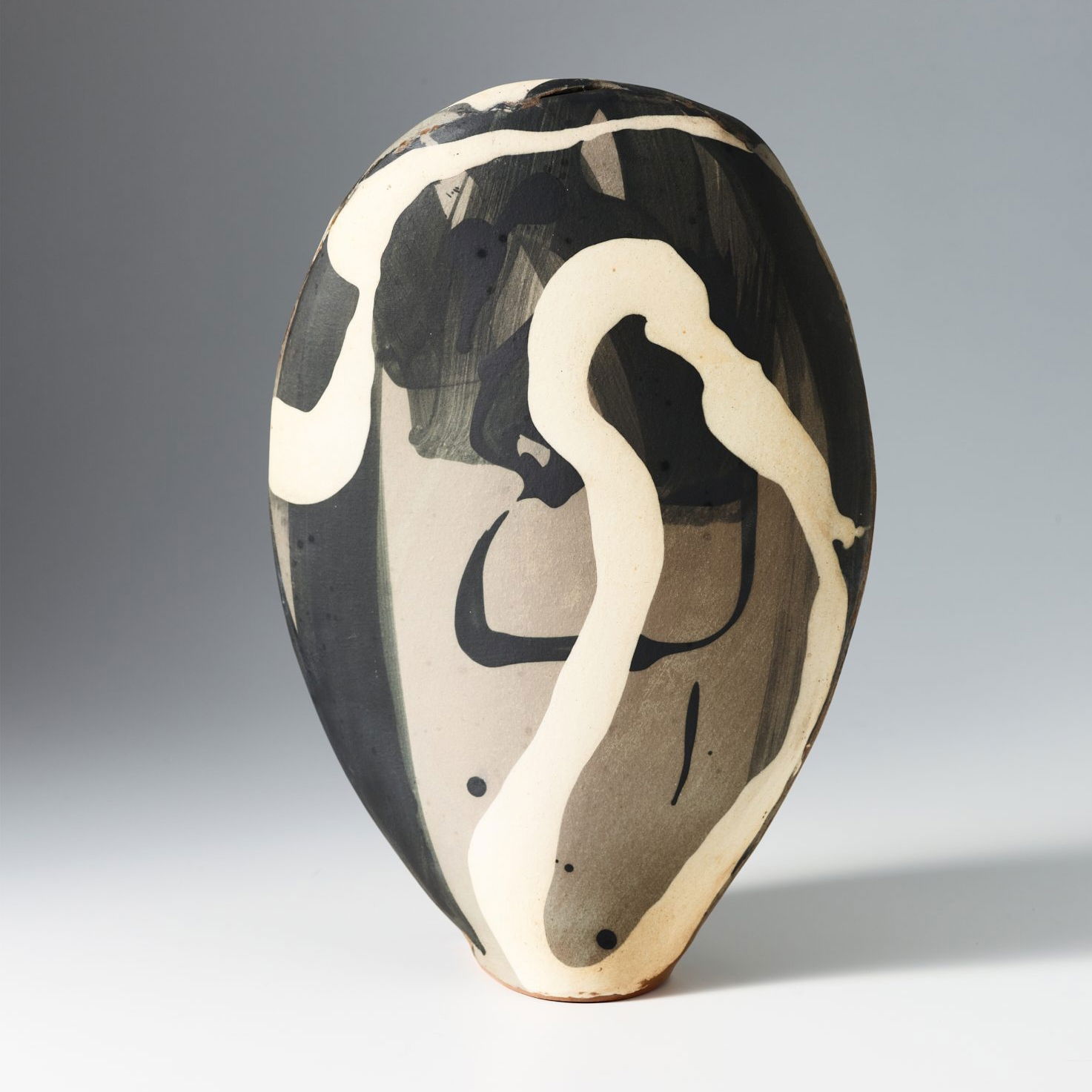 Monika Debus - Ovoide Gefäßplastiken