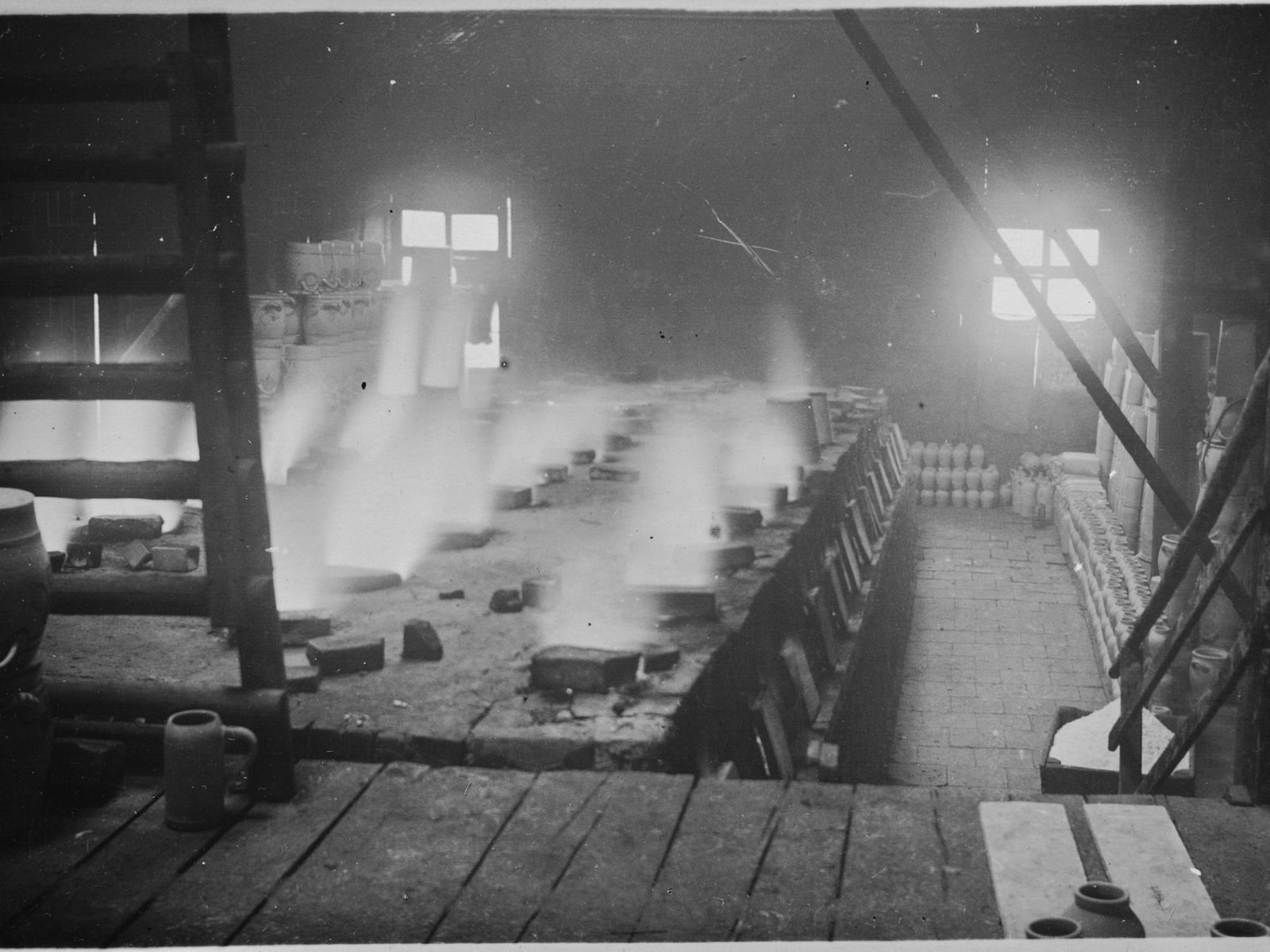 Historisches Bild von einem Kannenofen aus der Erzählung Kleines Feuer von Roland Giefer