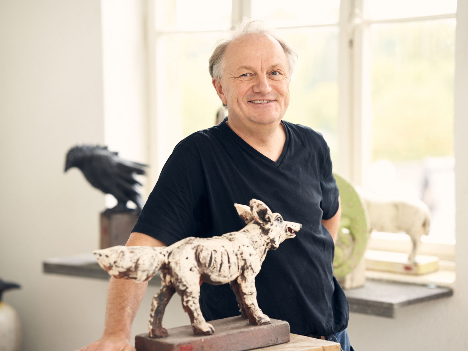 Andreas Hinder, Keramiker aus Höhr-Grenzhausen in seinem Atelier