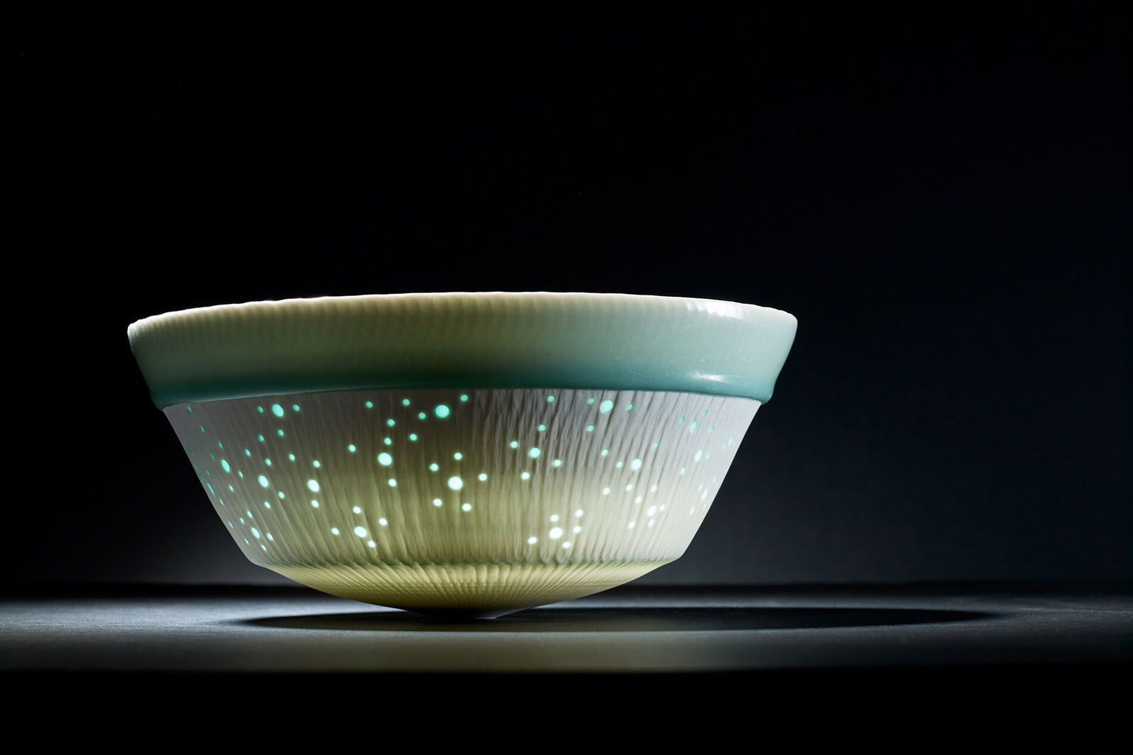 Porzellangefäß des Keramikers Fritz Rossmann