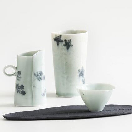 Geschirrserie aus dem Porzellanatelier Claudia Henkel