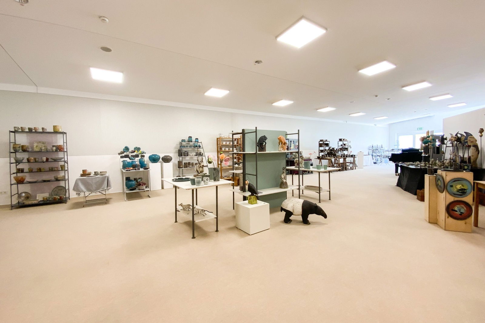 2. Indoor Keramikmarkt einer der Vielfältigen Sommerangebote in Höhr-Grenzhausen