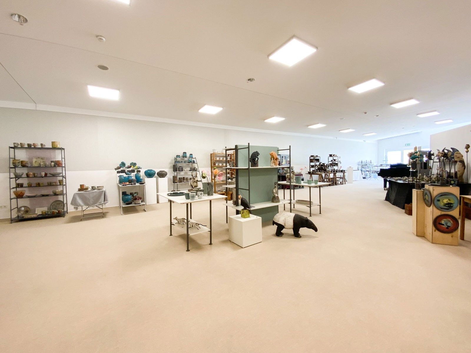 2. Indoor Keramikmarkt einer der Vielfältigen Sommerangebote in Höhr-Grenzhausen