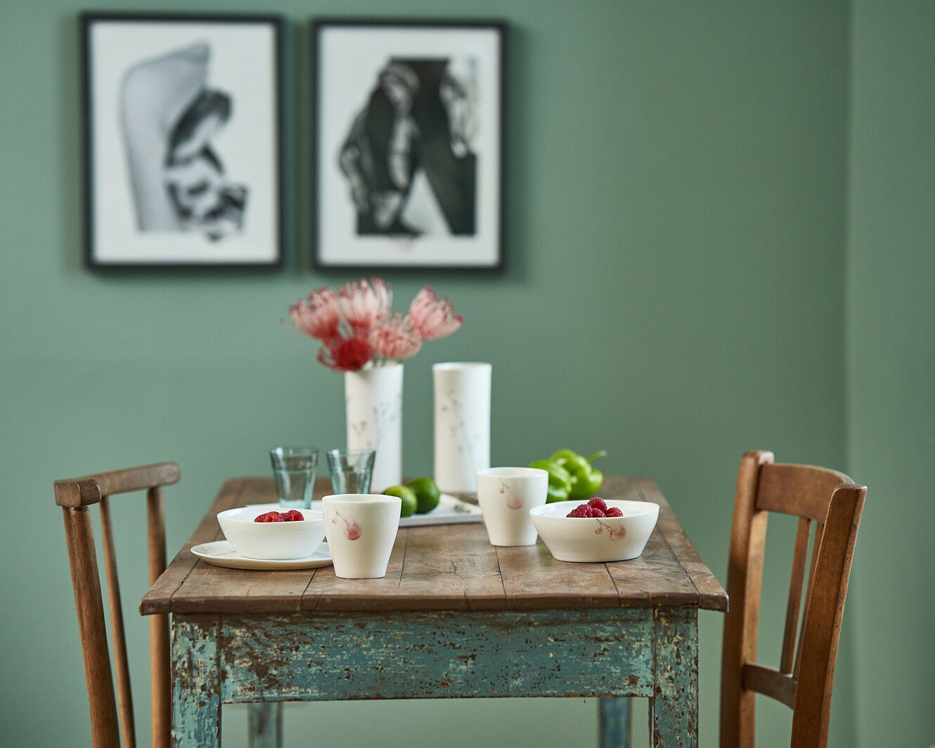 Porzellanvasen der Keramikerin Kathrin Bachmann aus Höhr-Grenzhausen