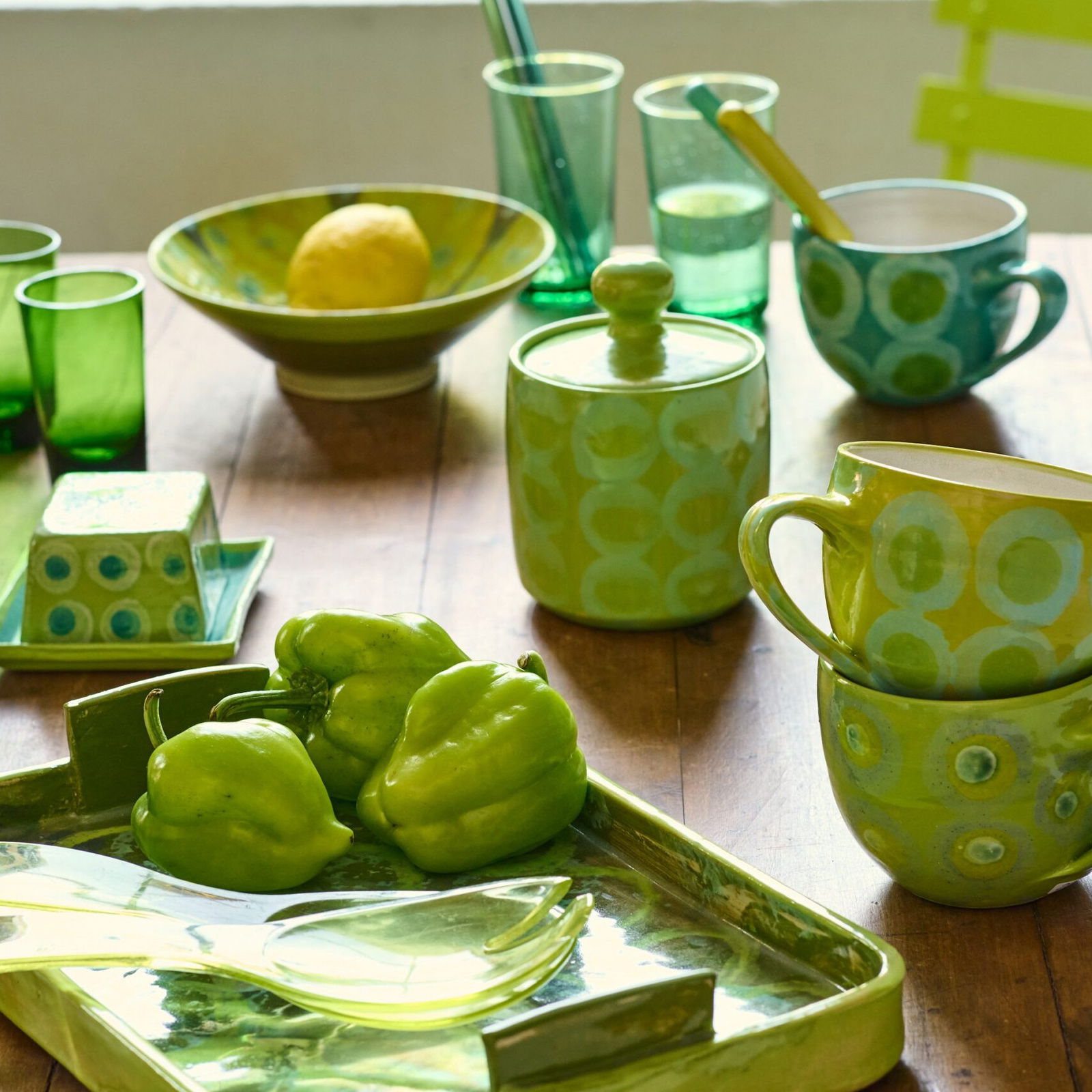 Geschirrserie der Keramikerin Susanne Altzweig