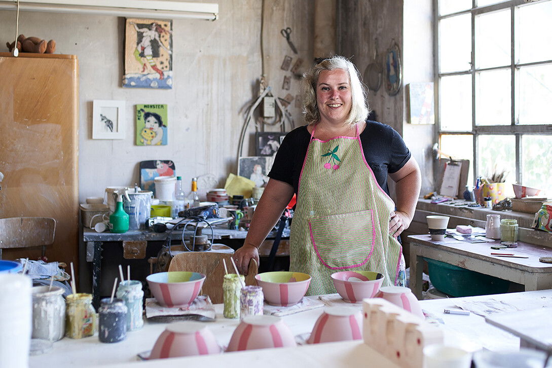 Porträt der Keramikerein Tine Angerer aus Höhr-Grenzhausen