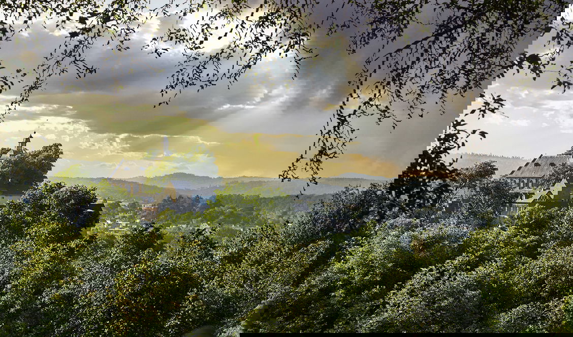 Höhr-Grenzhausen. Blick auf Grenzhausen.