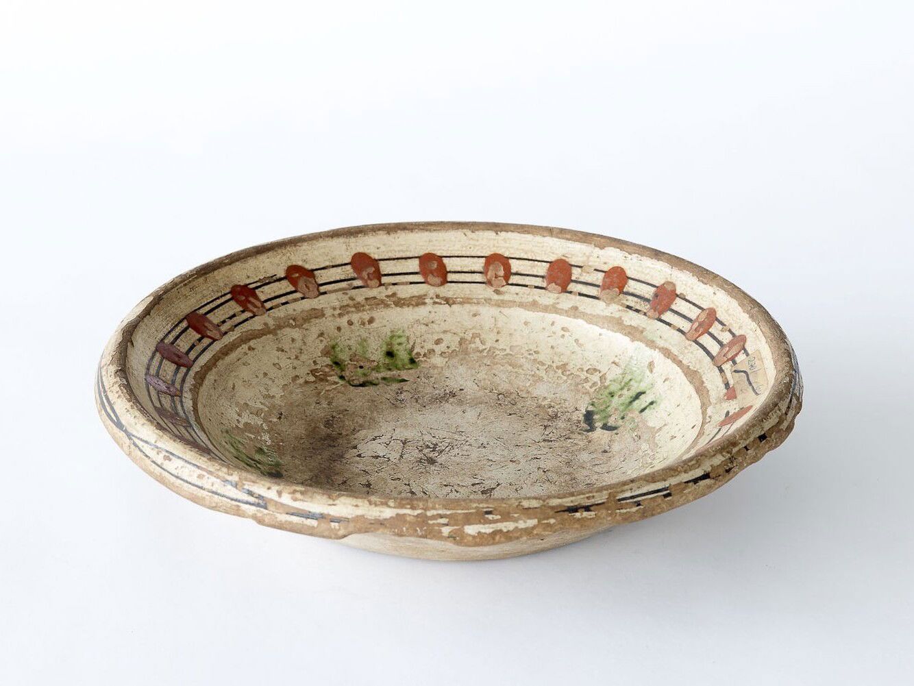 Das Besondere des Alltäglichen. Irdenware - Foto: Thomas Naethe