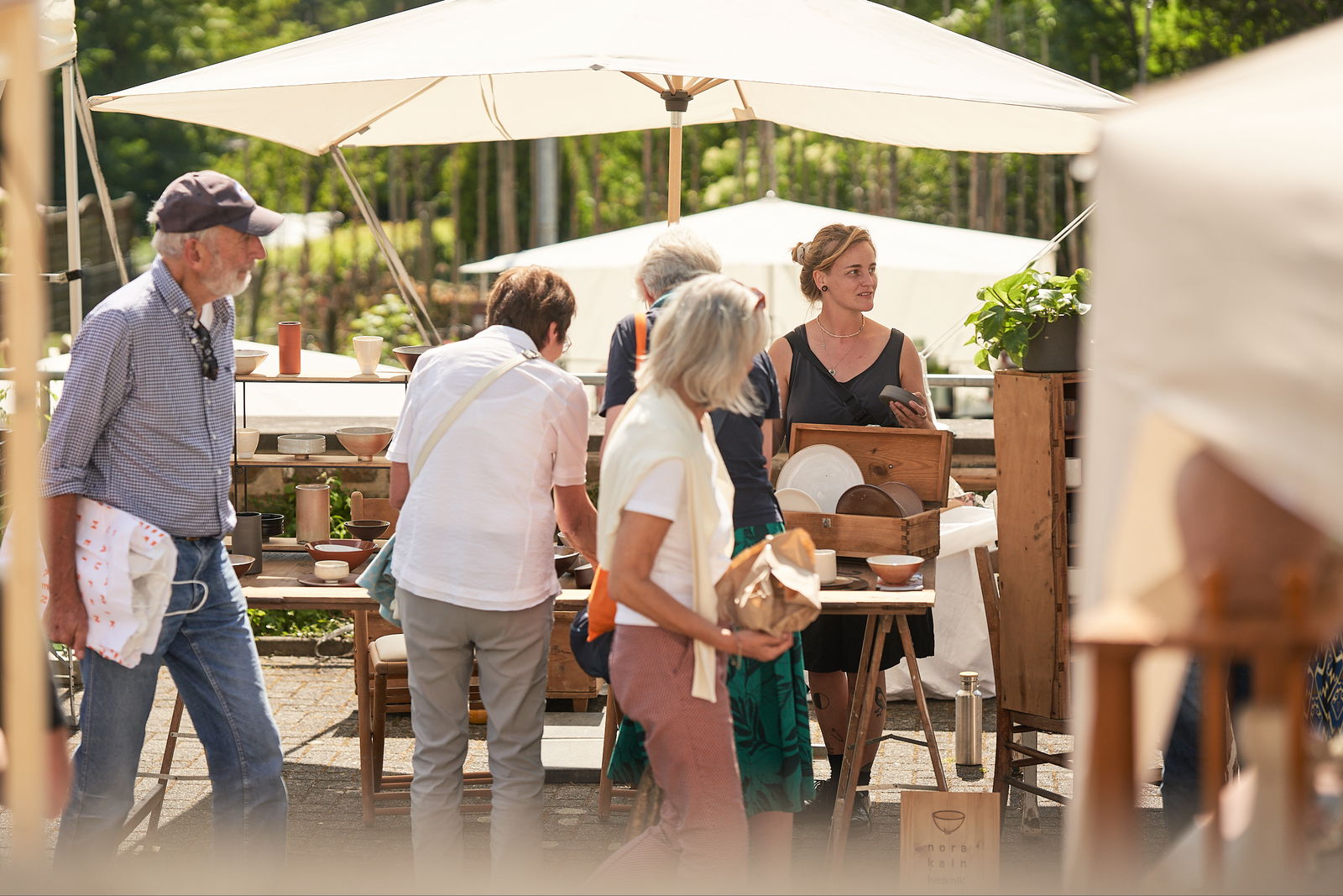 norakain-holzbrandkeramik-hoehrgrenzhausen-naturkulturkeramik-wlachopulos-keramikmarkt2023-keramik-kunst-westerwald-keramikmarkthoehrgrenzhausen