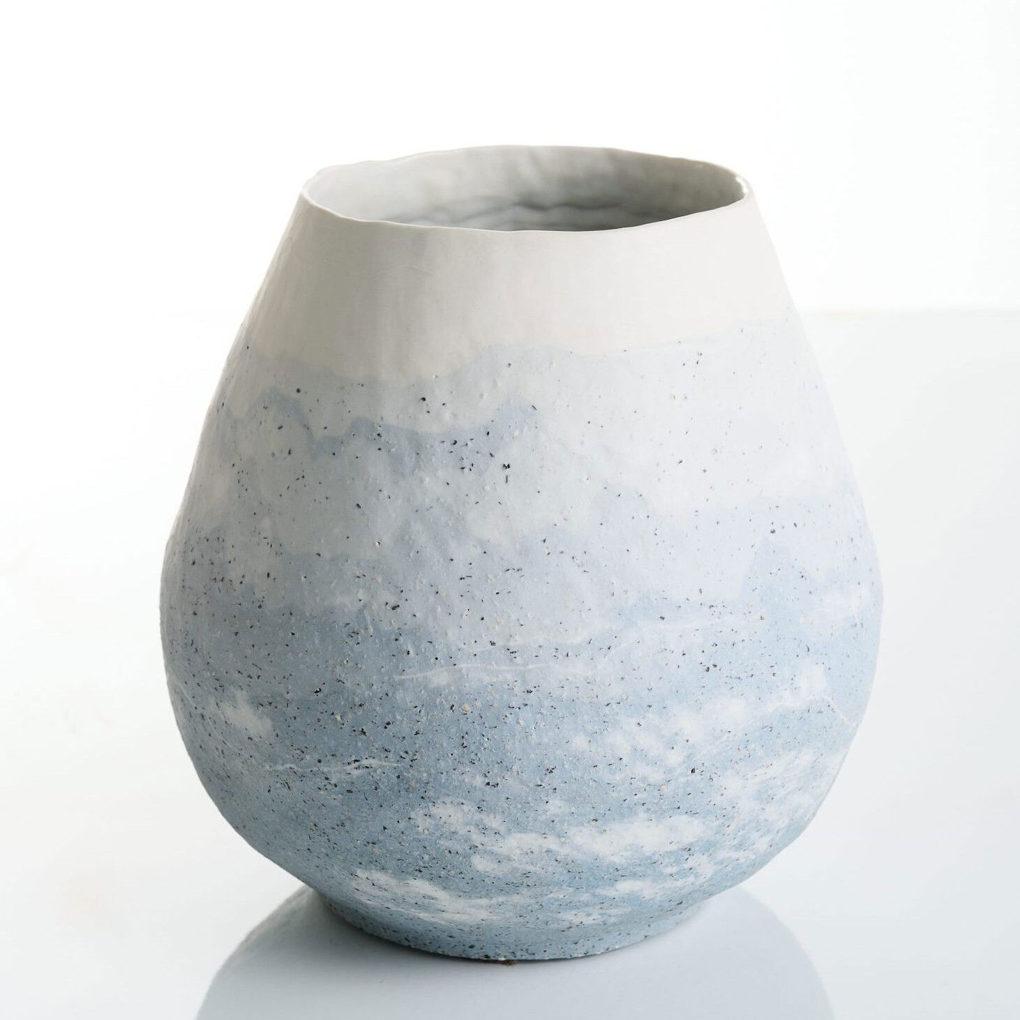 Objekt von Laura Bouyer