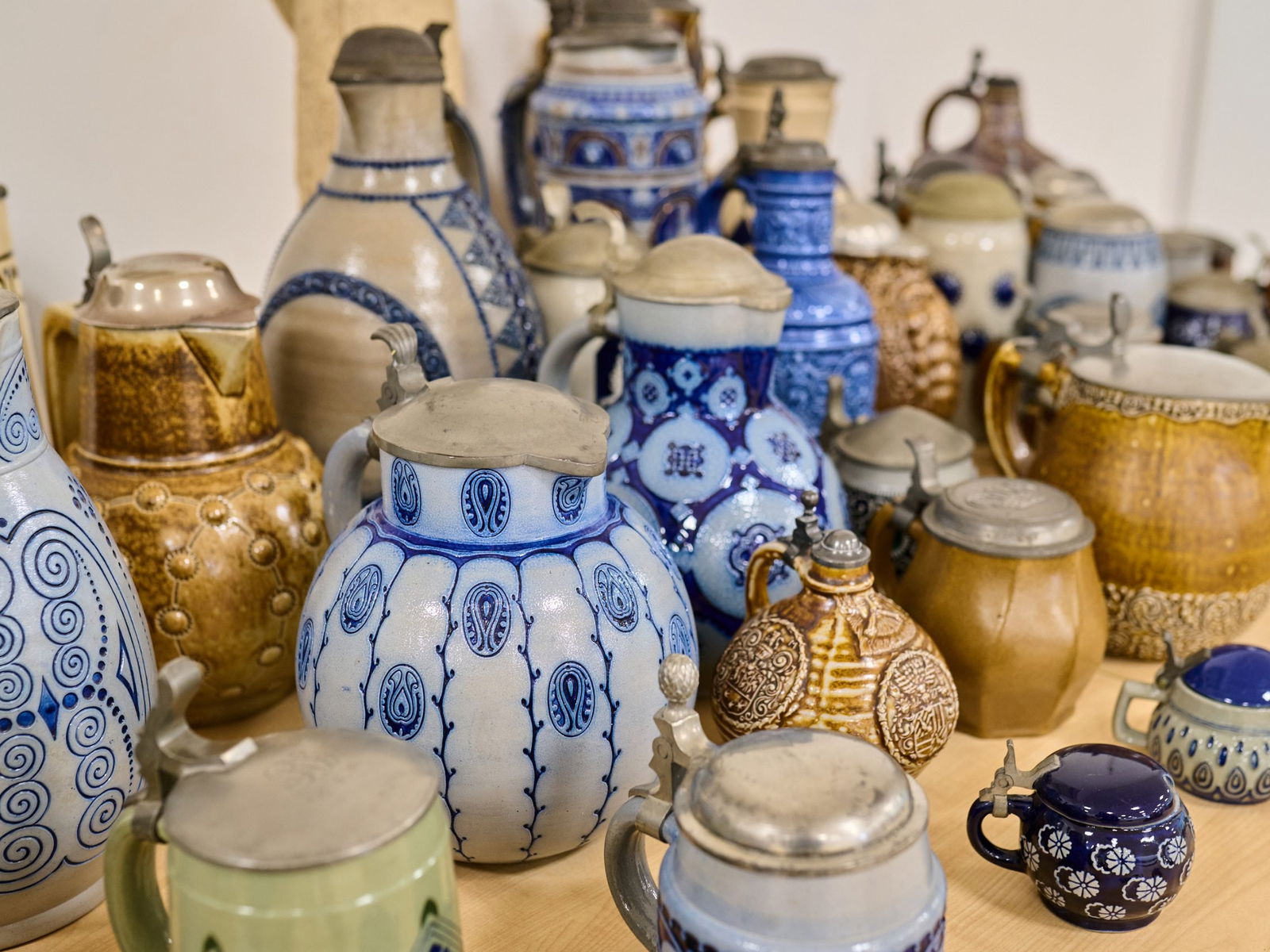 keramikmuseumwesterwald, naturkulturkeramik, inventarisierungsprojekt, keramik, jugendstilsammlung, kunst, hoehrgrenzhausen, inventarisierung, kannenbäckerland, keramikkunst, salzbrand, steinzeug, grenzhausen, kunst