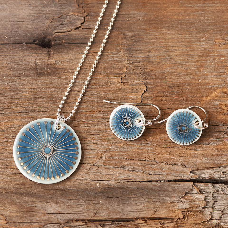 Wlachopulos, Maja - Schmuck aus Porzellan