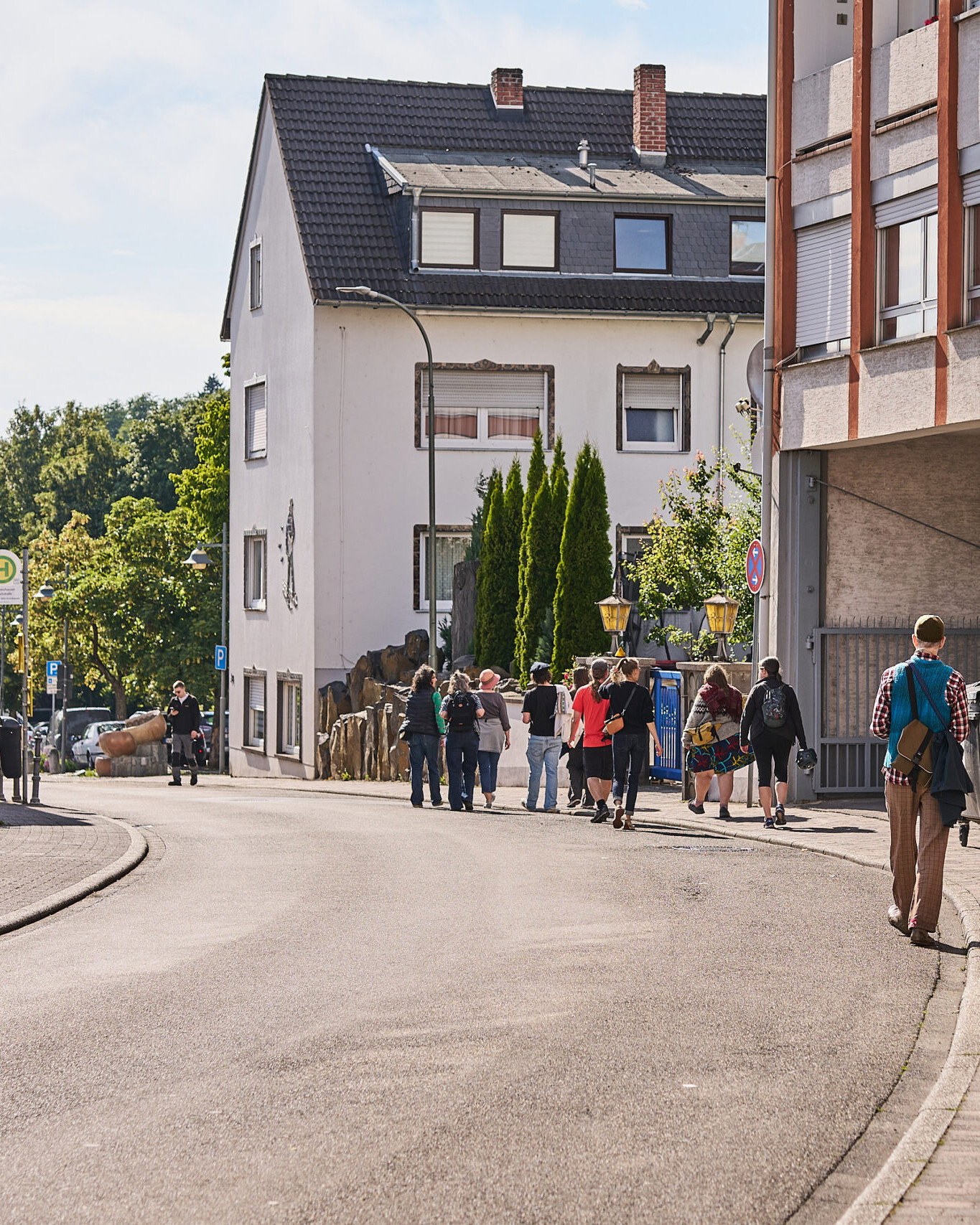 Spaziergänger in der Ferbachstraße