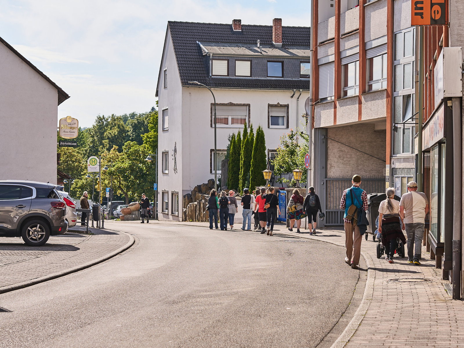Spaziergänger in der Ferbachstraße